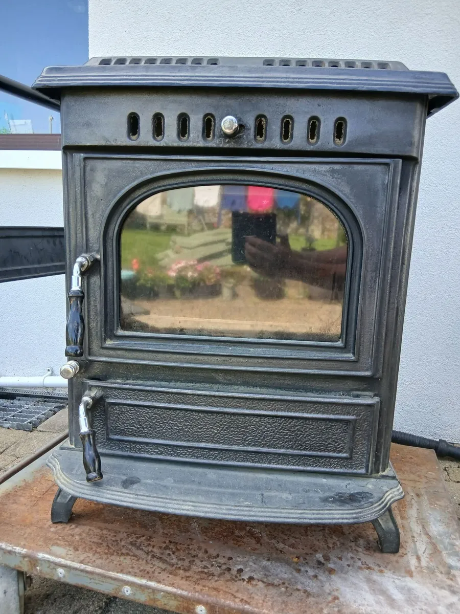 Mulberry  Beckett Stove - Image 1