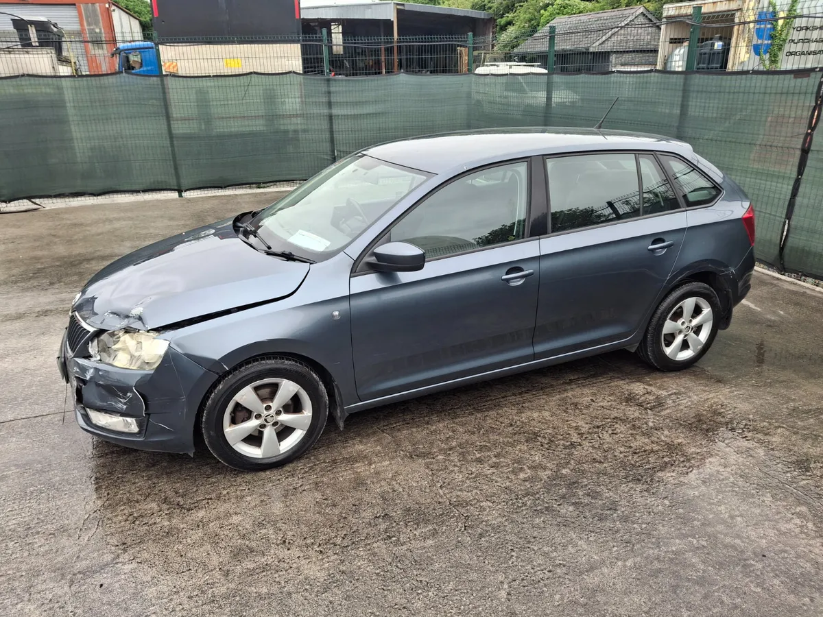 2015 Skoda Rapid  1.2 Tsi ..Drive home - Image 2