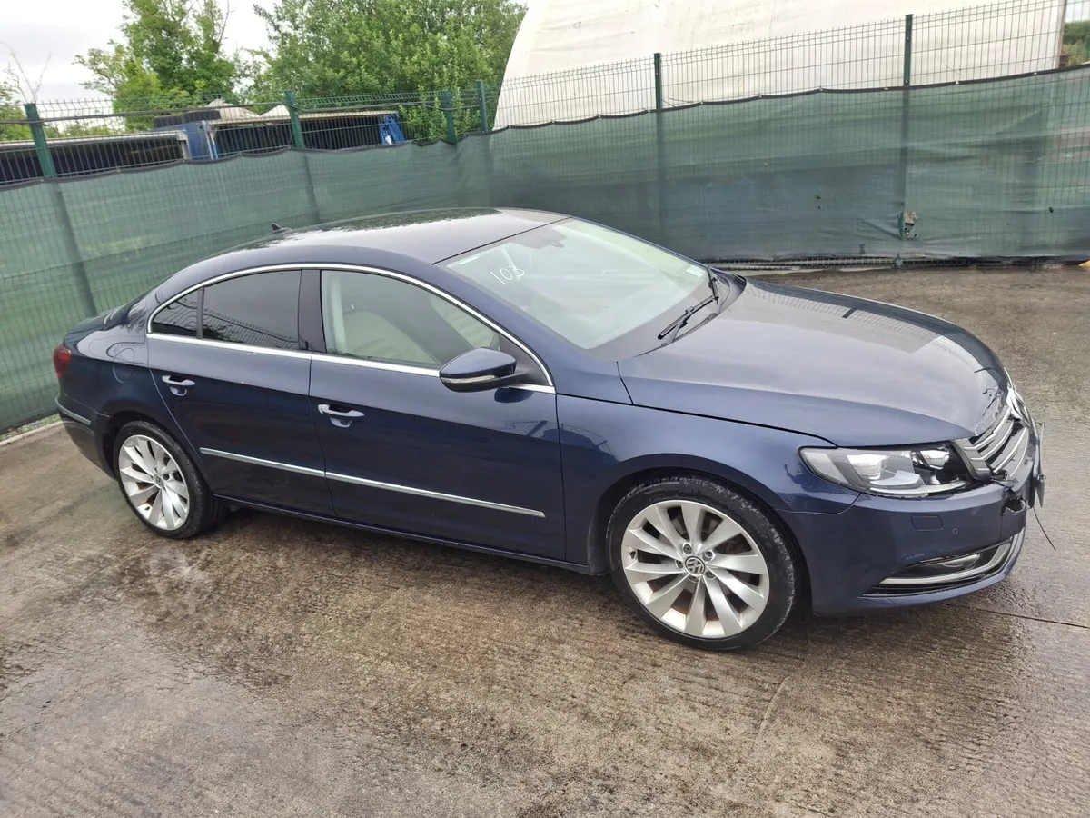 2012 Volkswagen Passat CC  2.0Tdi - Image 2