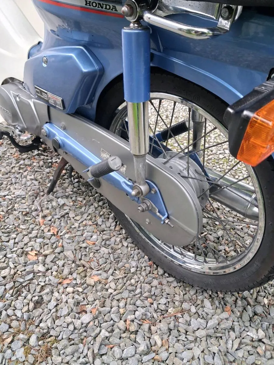 Honda c90 - Image 2