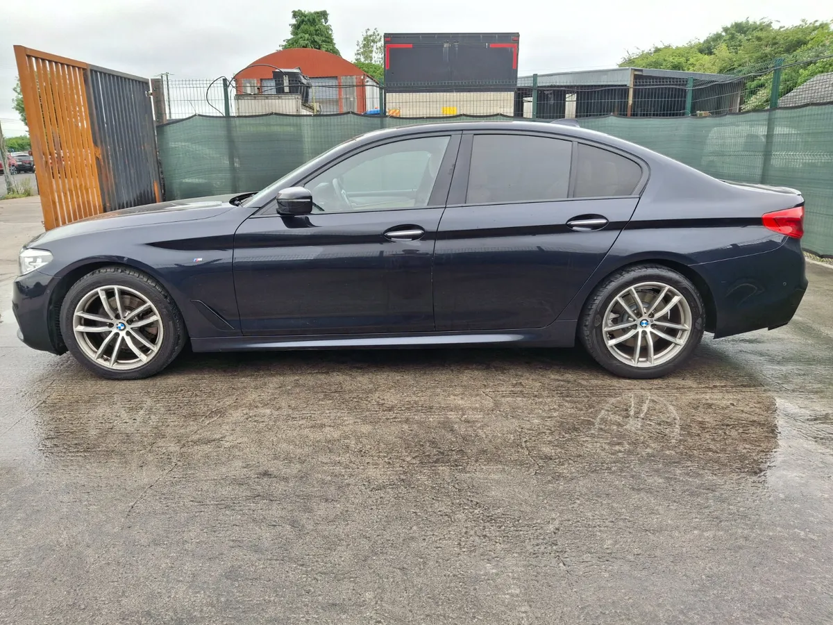 2017 BMW 520D M-Sport    Automatic - Image 2