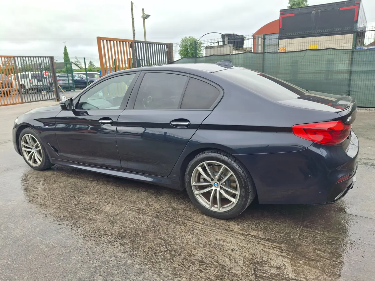 2017 BMW 520D M-Sport    Automatic - Image 3