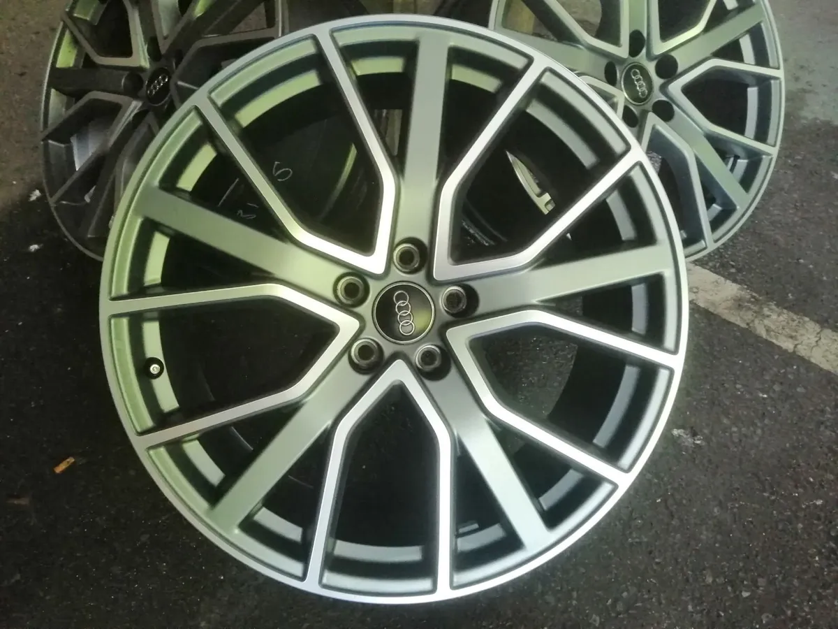 Set of Genuine 20" RS6 Audi alloys - Image 1