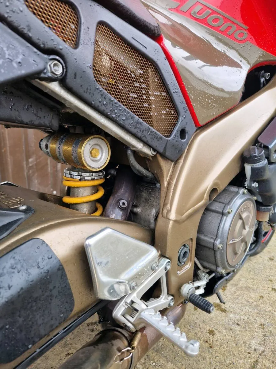 Aprilia Tuono - Image 2