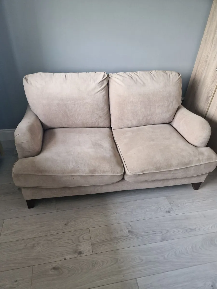 Couch - Image 3