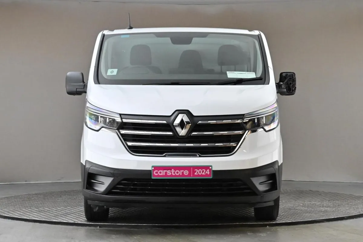 Renault Trafic 2.0 LL30 BLUE DCI 130BHP BUSIN 6SPD - Image 2