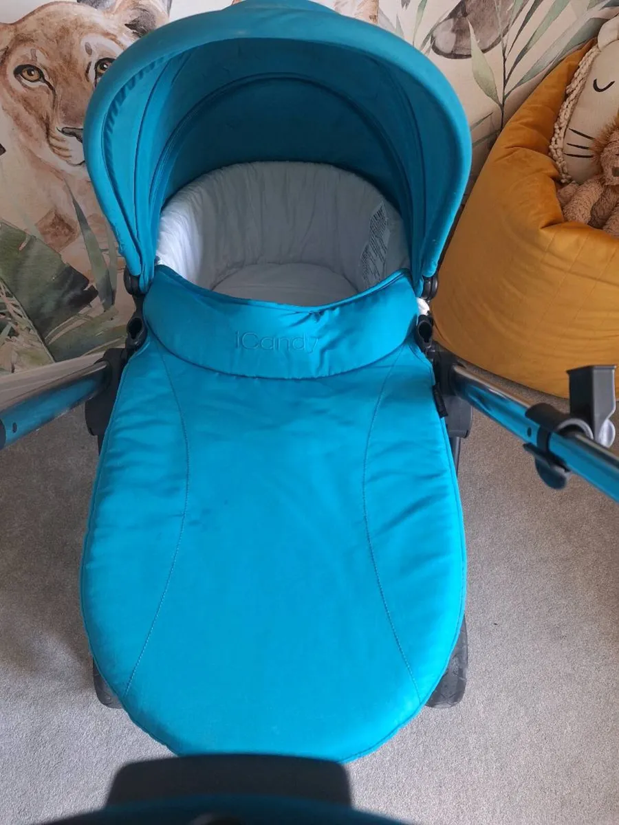 iCandy  Pram & Buggy Travel System - Image 2