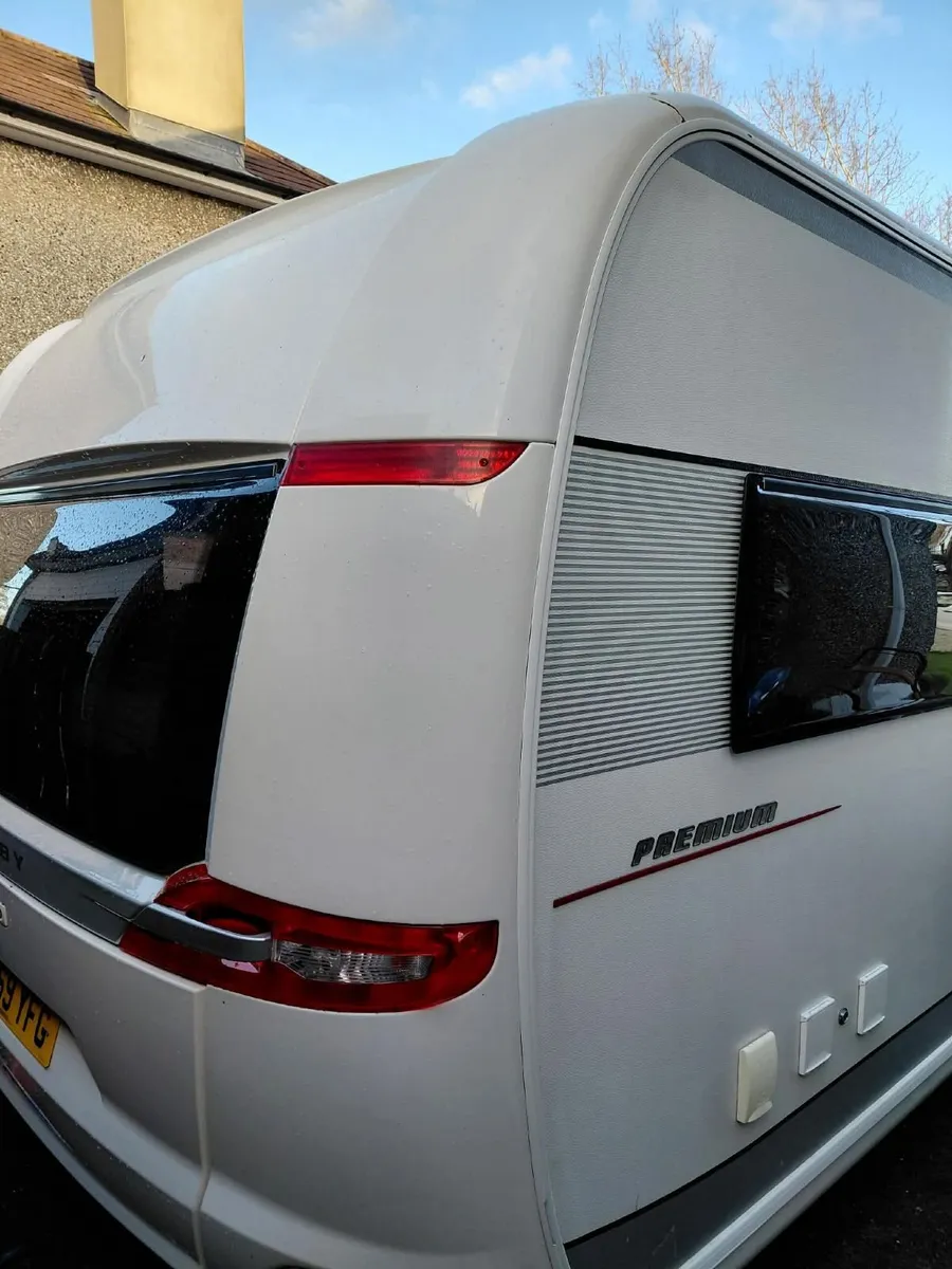 Hobby 560CFE Premium  for only £11,000 - Image 3