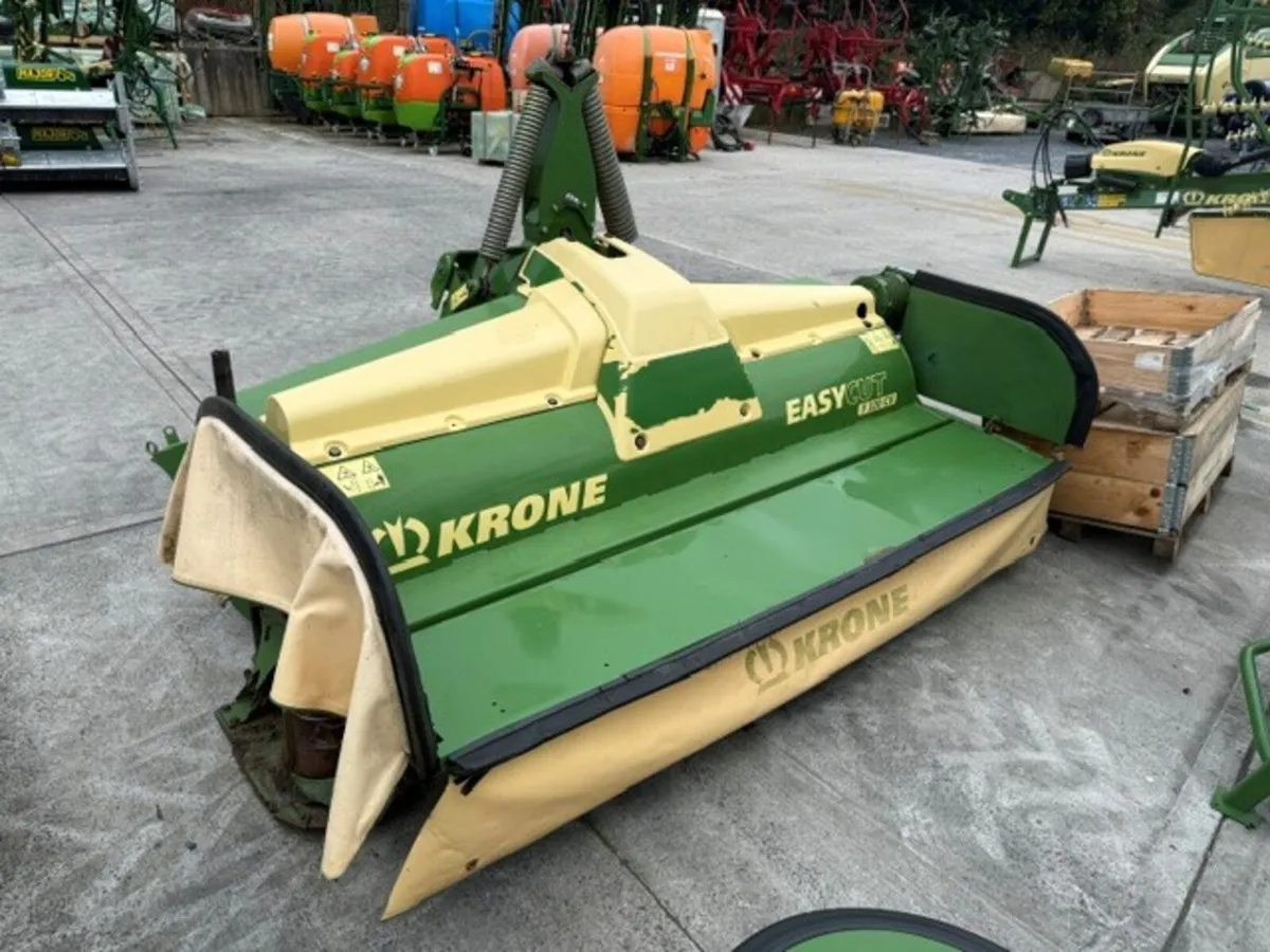 Used Krone ECF320CV 10ft Front Mower - Image 1
