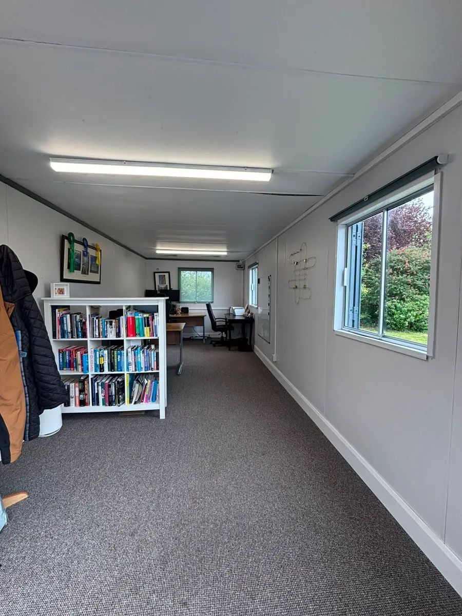 Garden office/ Site office 10ft x 24ft - Image 3