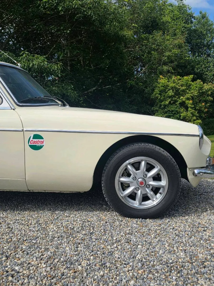 MGB GT with Oselli Fast Road Engine 1950cc - Image 3