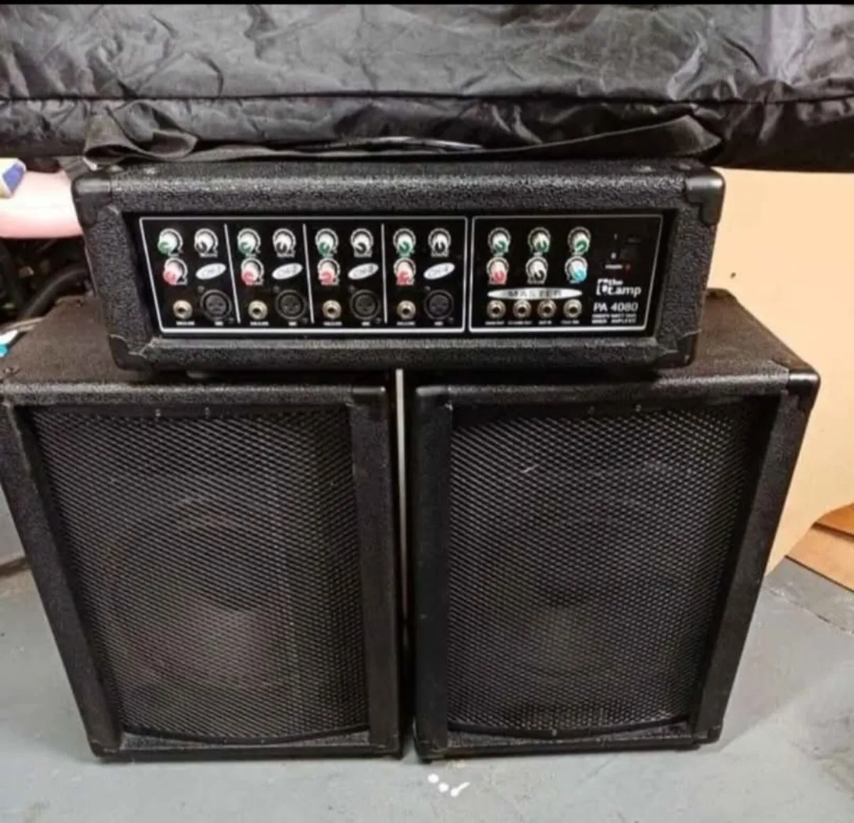 Speakers and amp and stands - Image 1