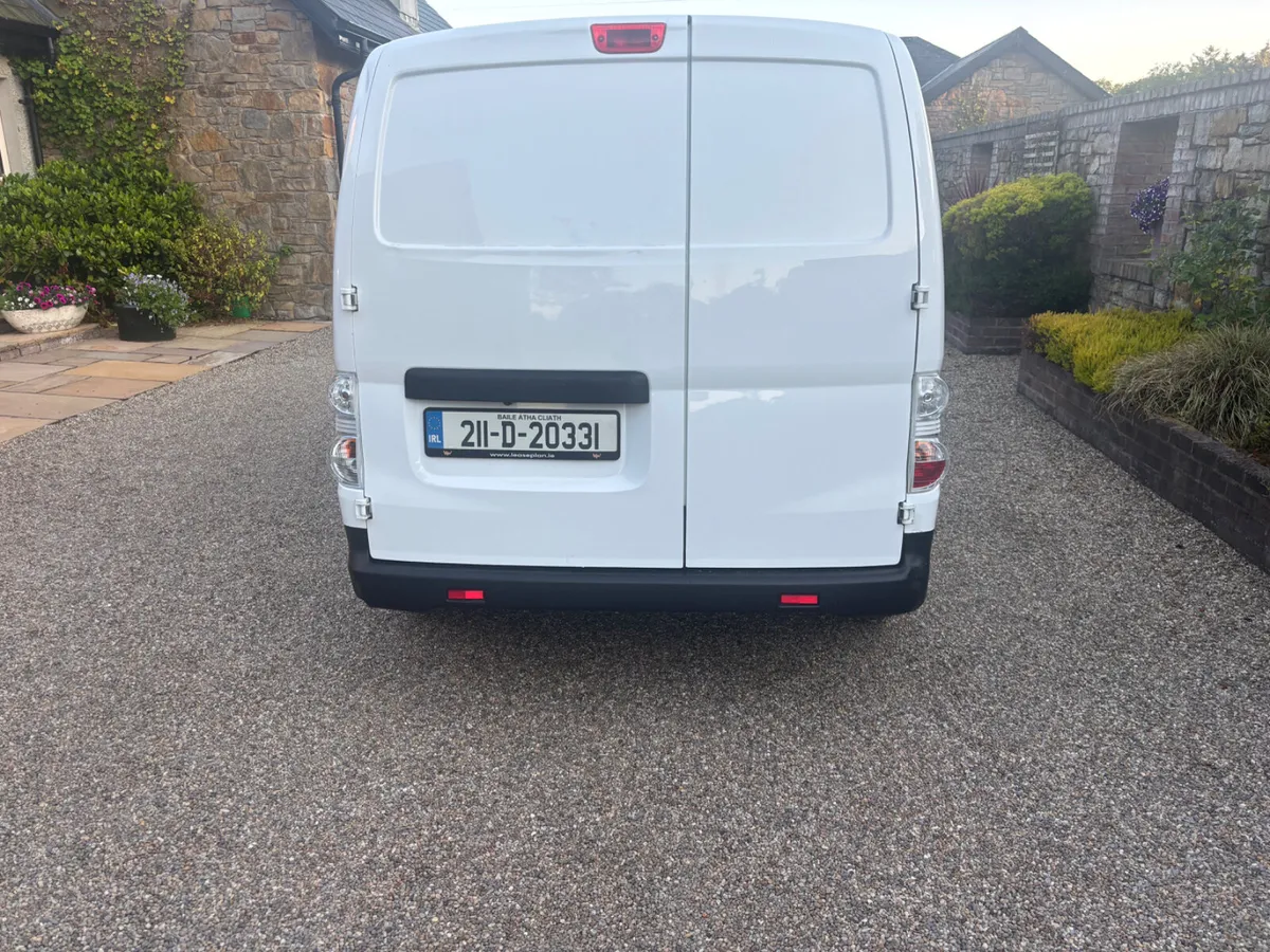 2021 Nissan NV 200 40kw electric Battery SOH 95.2% - Image 4