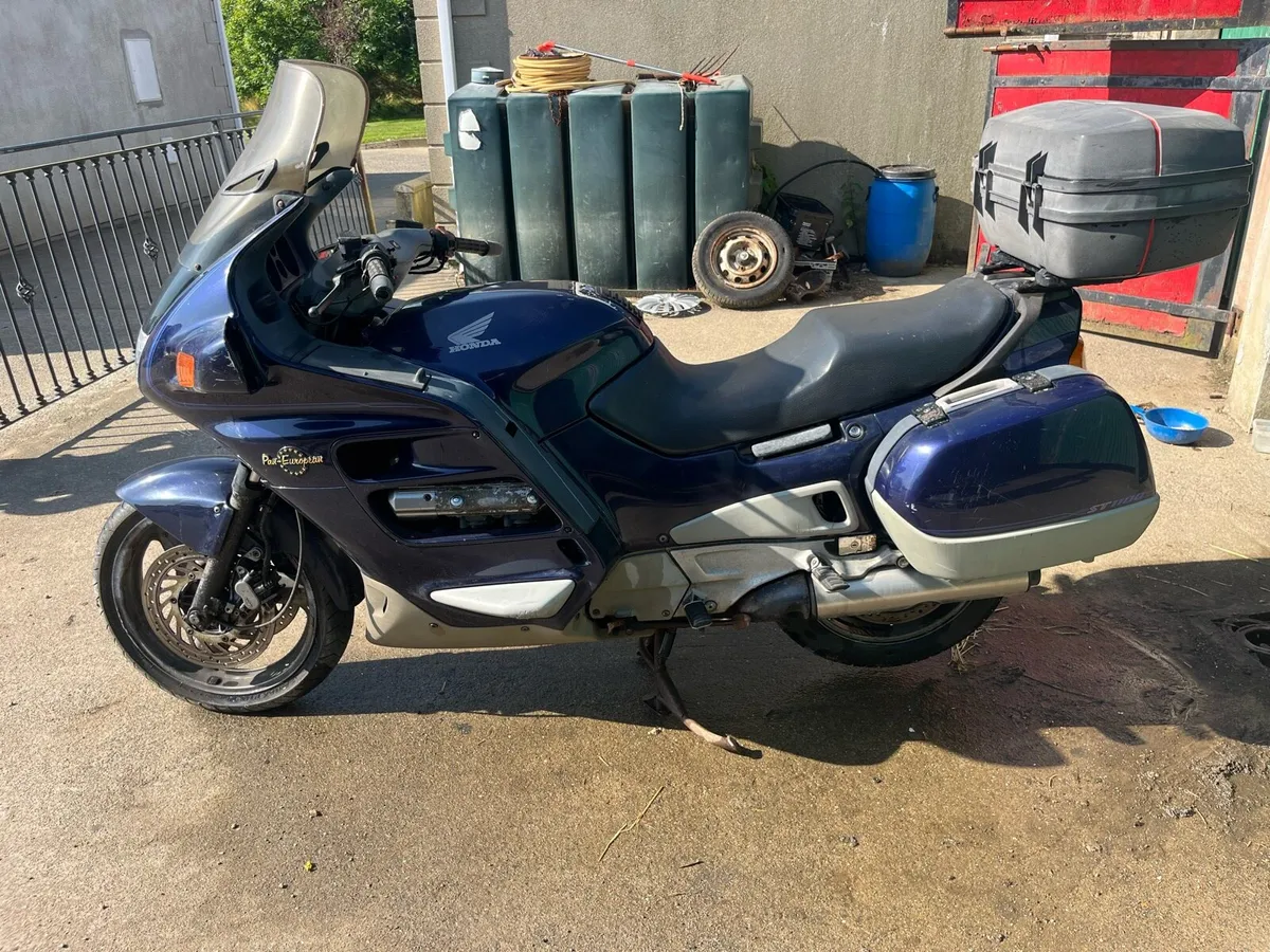 Honda pan European - Image 2