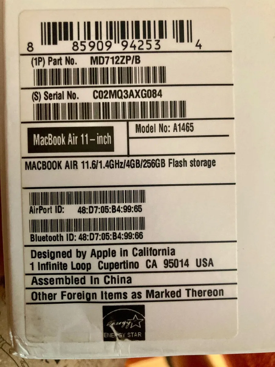 Macbook Air 11" 2014 model - Image 4