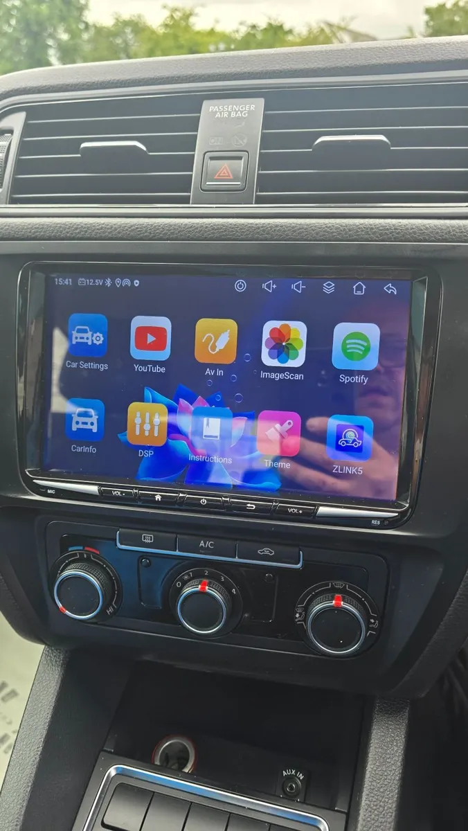 CarPlay Radios For Japanese Cars - Image 1