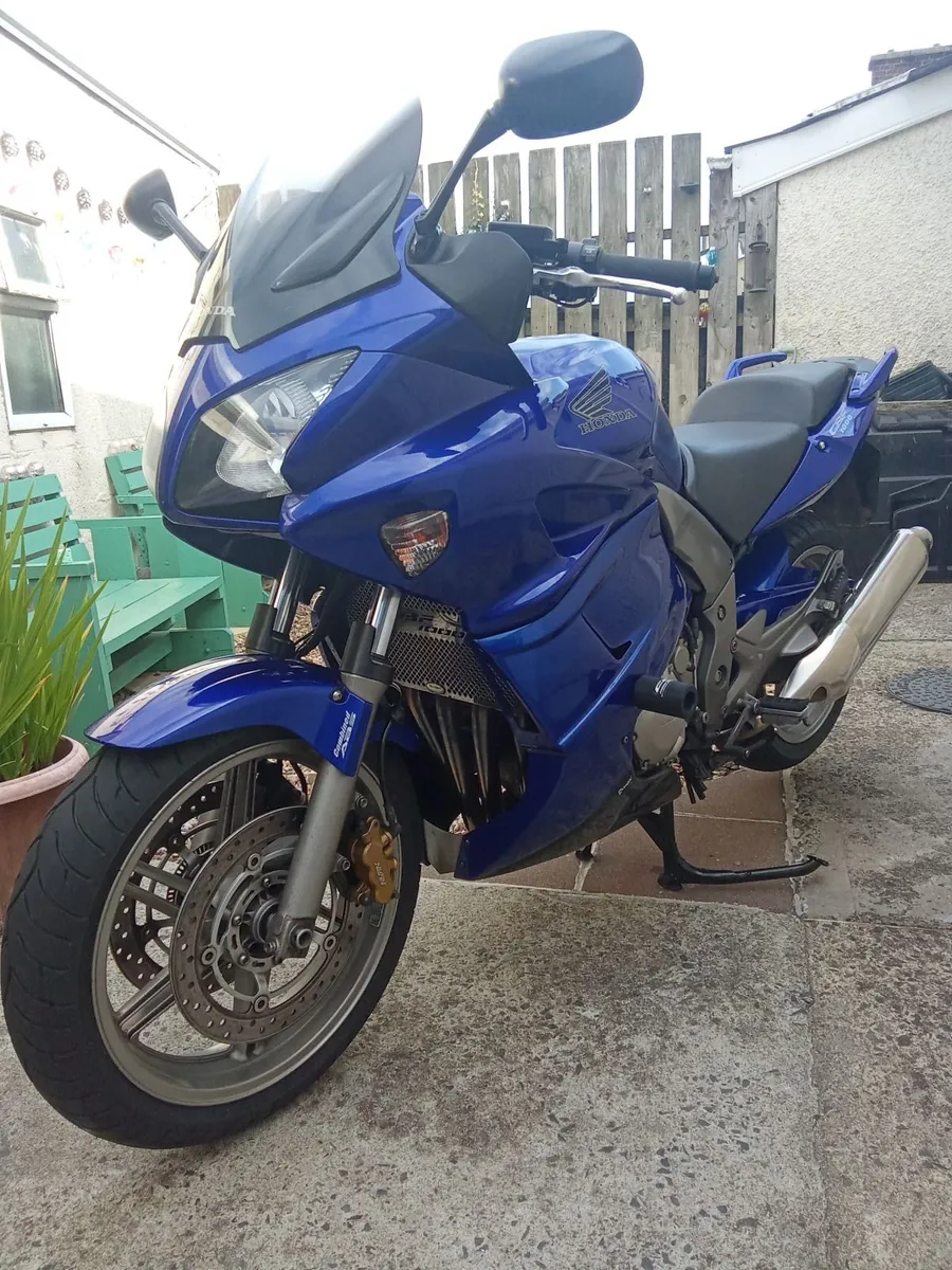 HONDA CBF 1000  2006 - Image 1
