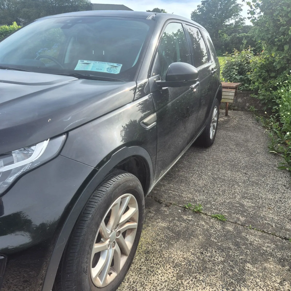 Land Rover Discovery Sport 2017 - Image 2