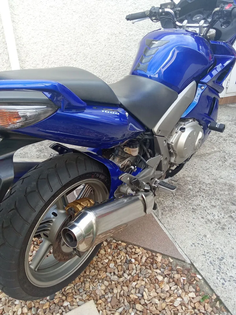 HONDA CBF 1000  2006 - Image 4