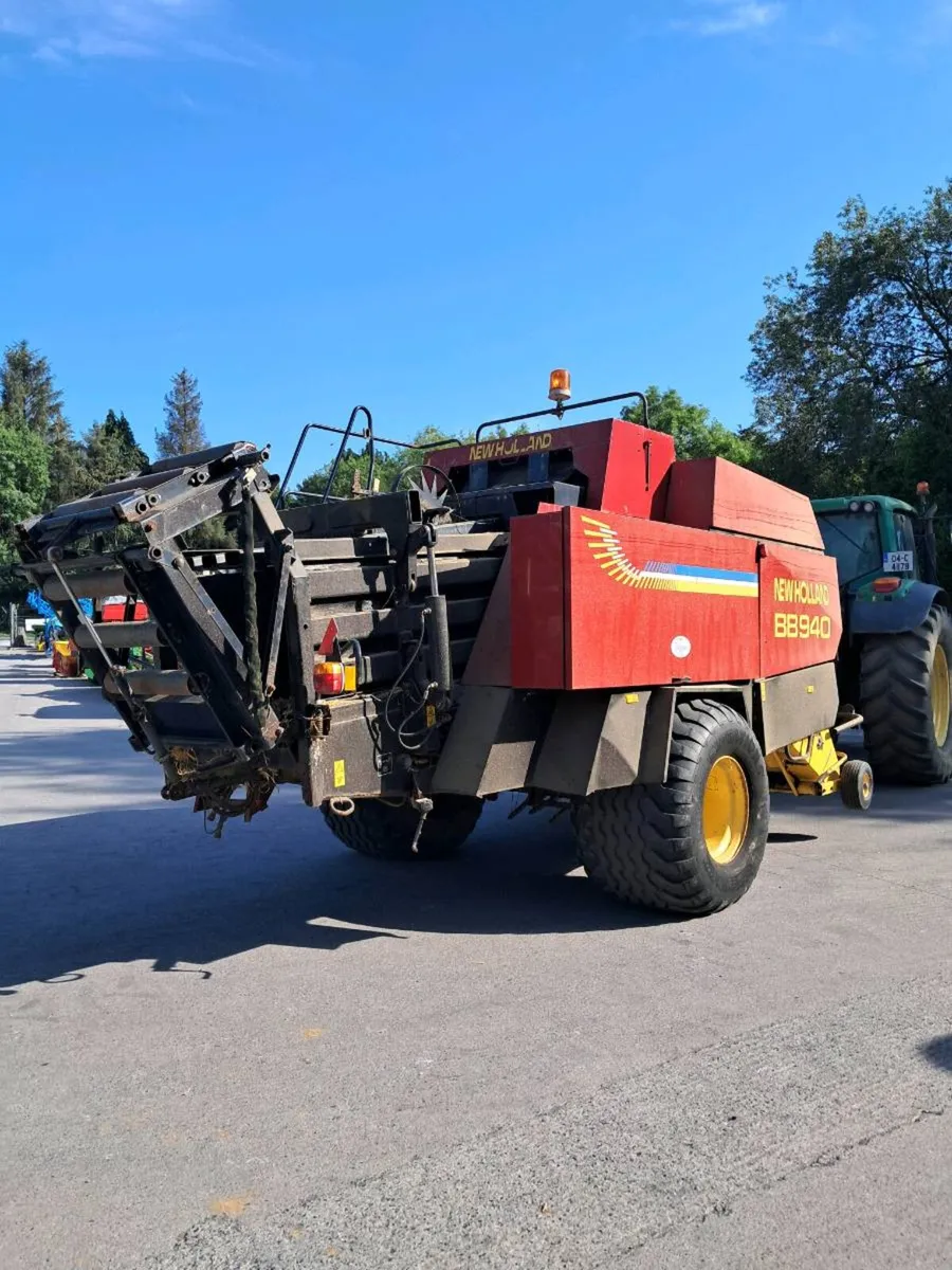New Holland BB940 Large Square Baler - Image 4