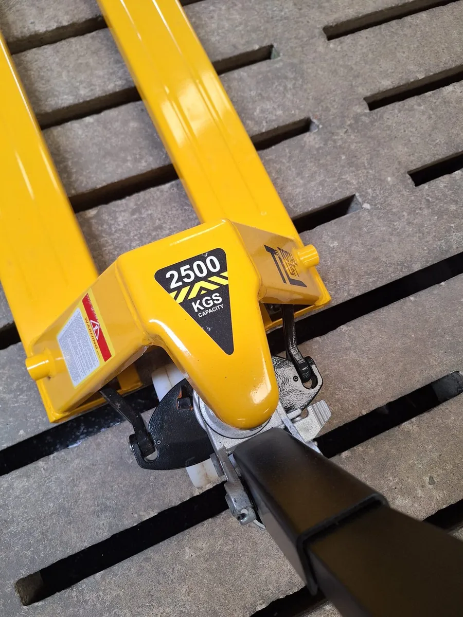 Hand Pallet Truck - Image 3