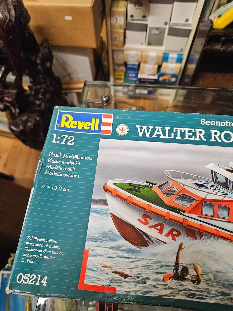 Airfix Revell Rescue Boat - Image 2