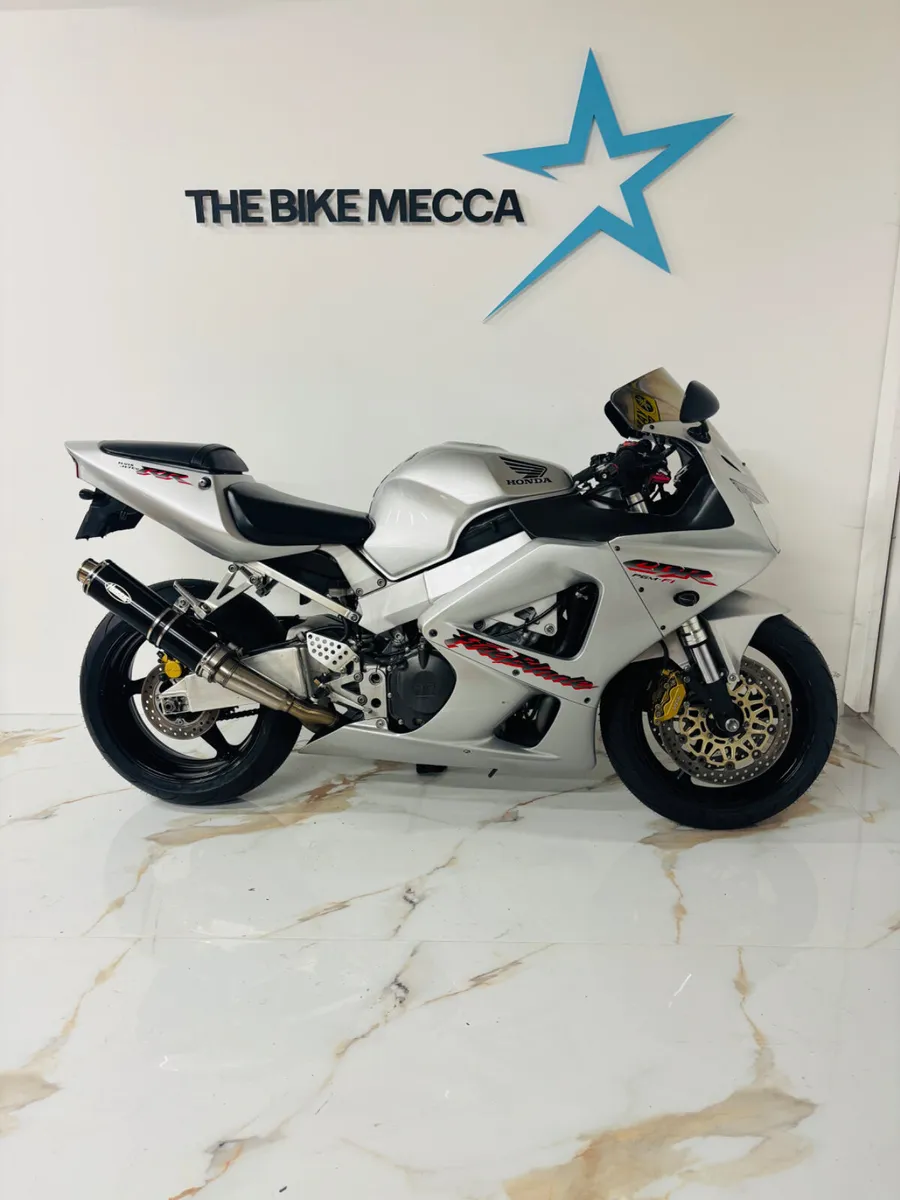 Honda Cbr Fireblade nationwide delivery - Image 1