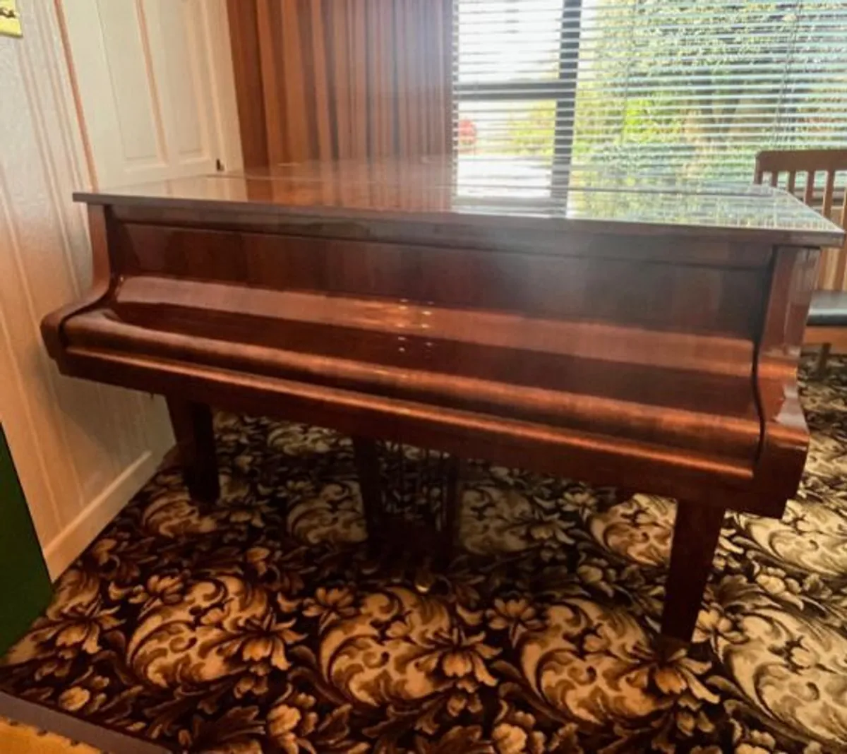 Baby Grand Piano, Walnut - Image 4