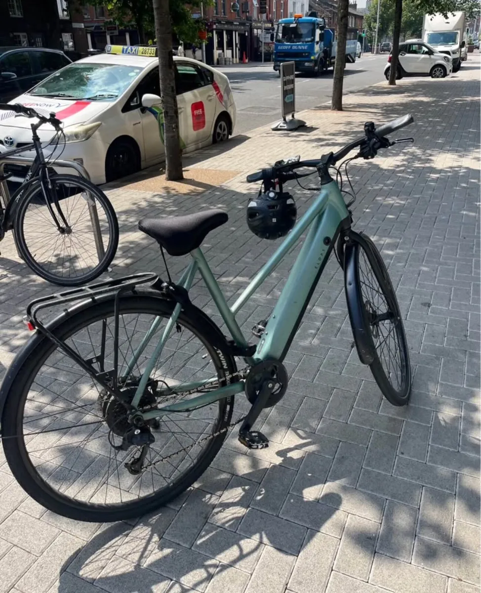 Long Distance 500 Electric Assist City Bike - Image 1