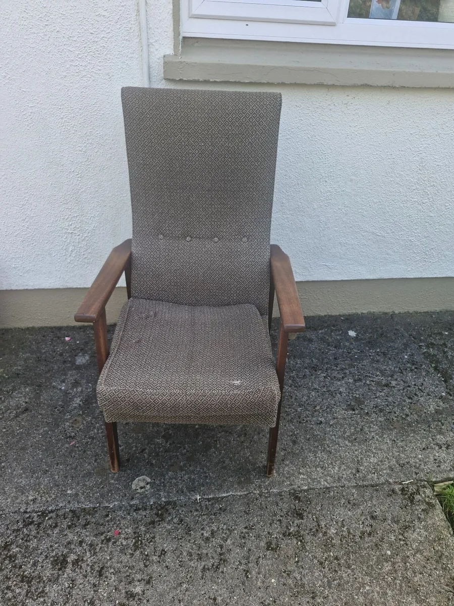 Armchair - Image 1