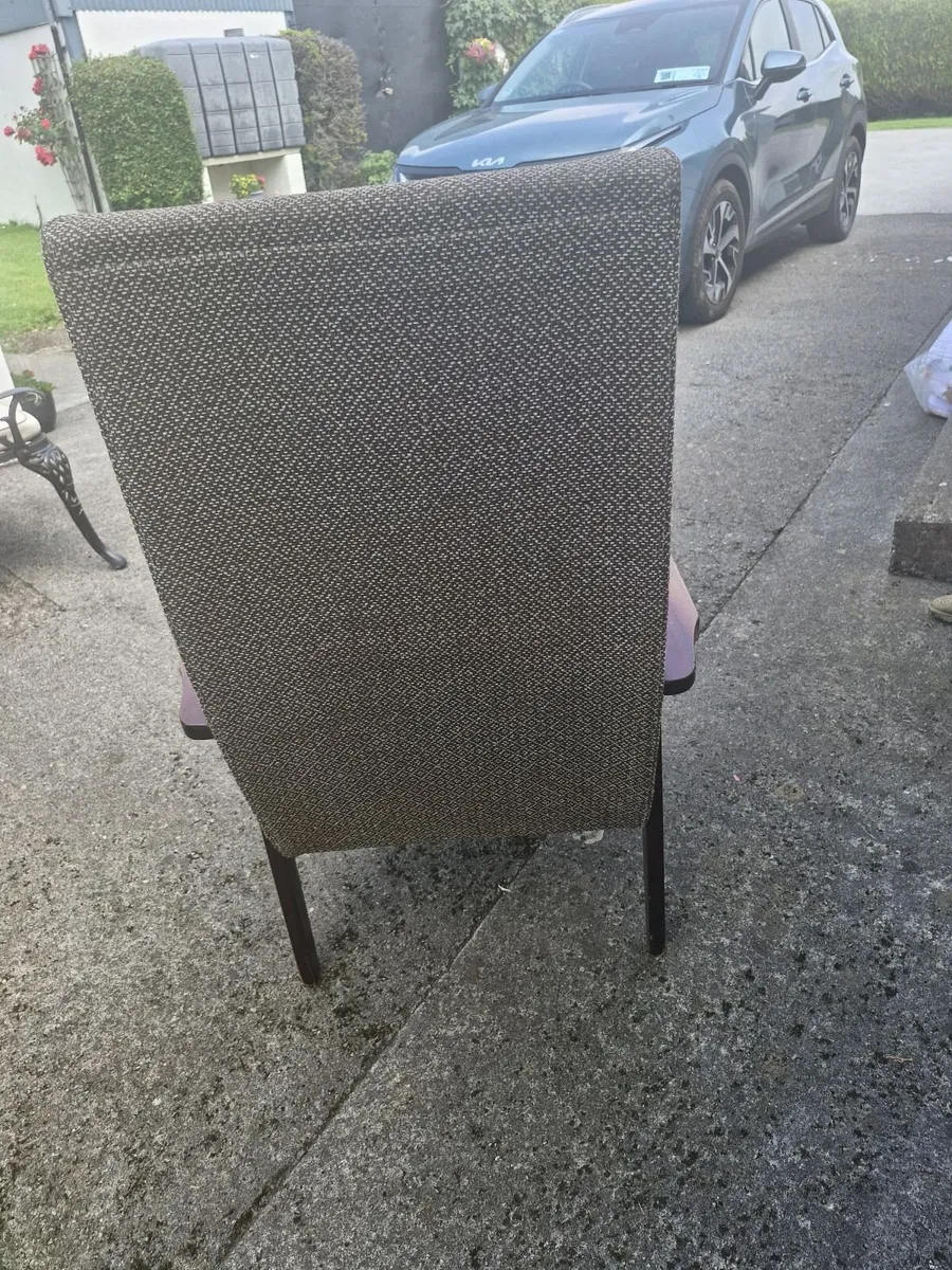 Armchair - Image 2