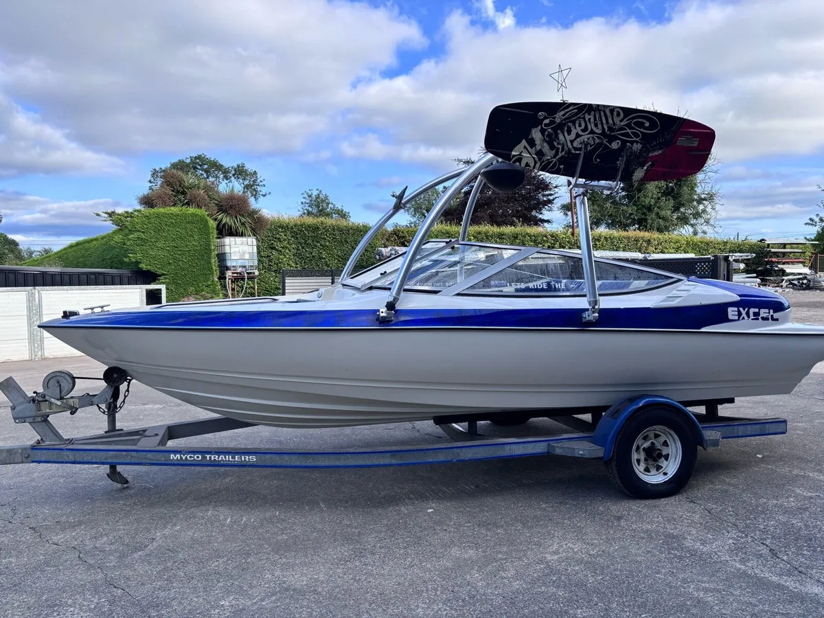 Wakeboard boat speed boat - Image 3