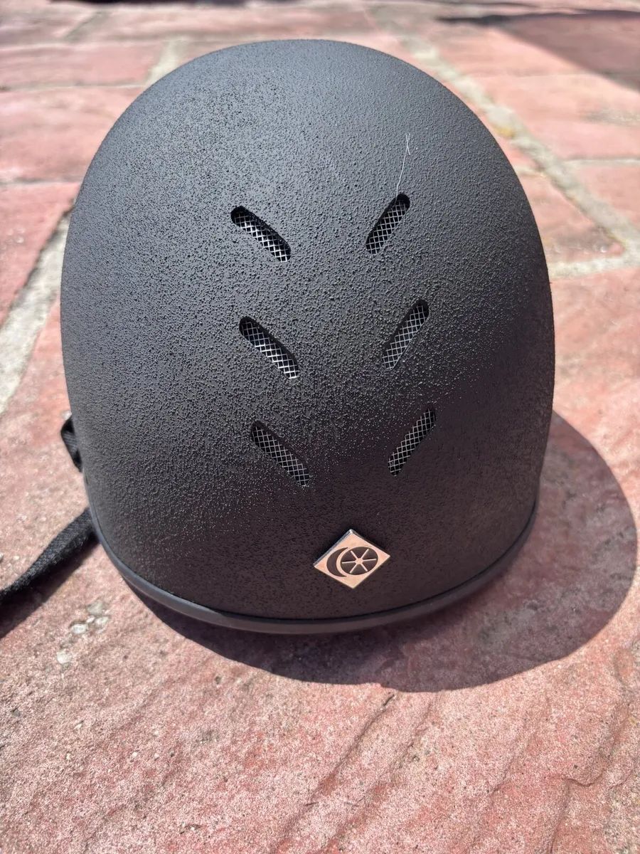 Horse Riding Helmets, Boots, Back protectors - Image 1