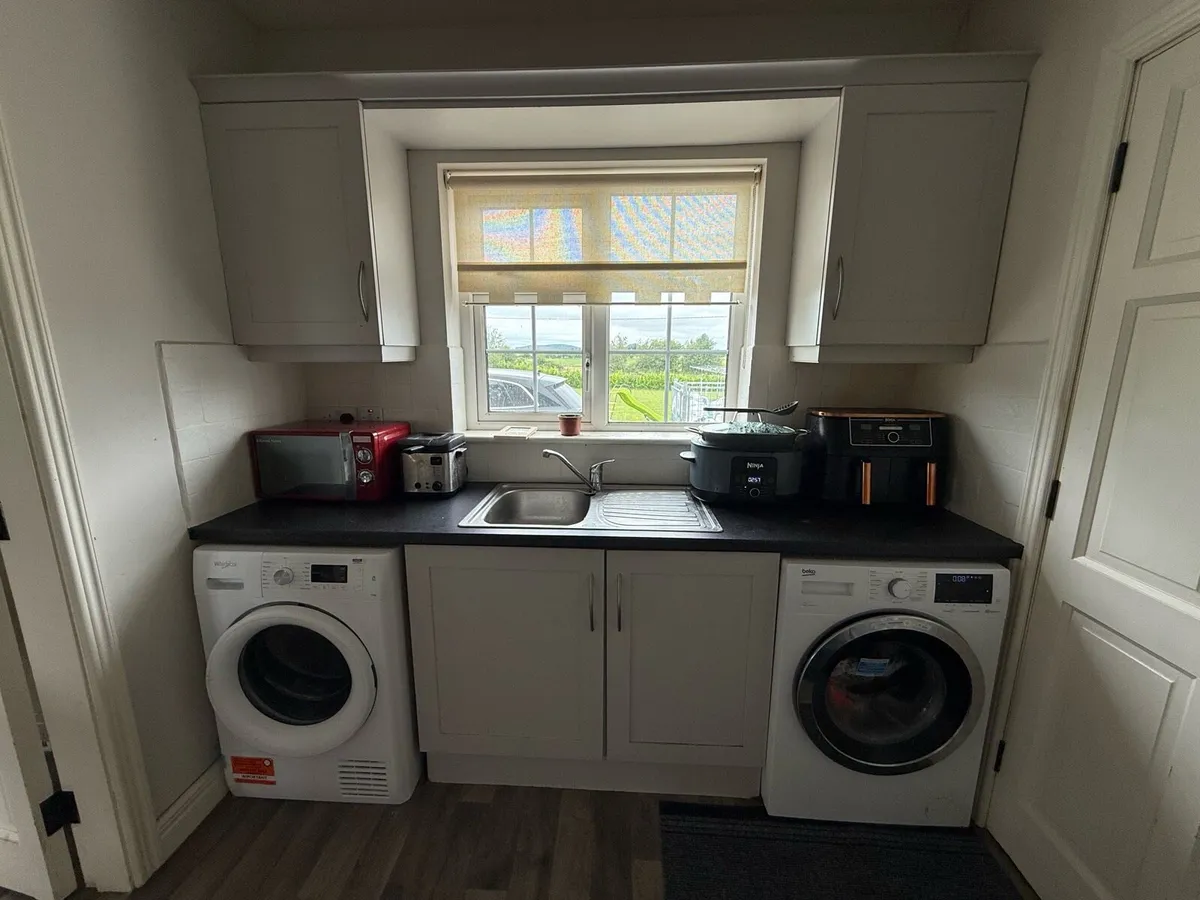 Large Kitchen and Utility - Image 4