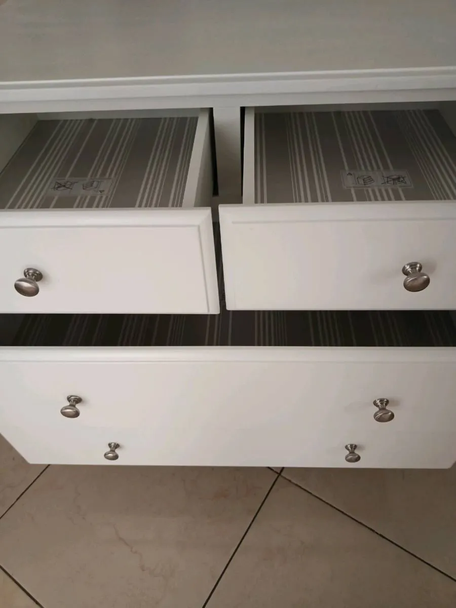 Chest of drawers - Image 4
