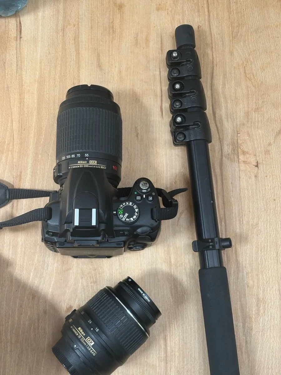 Nikon D5000 DSLR Camera - Image 3