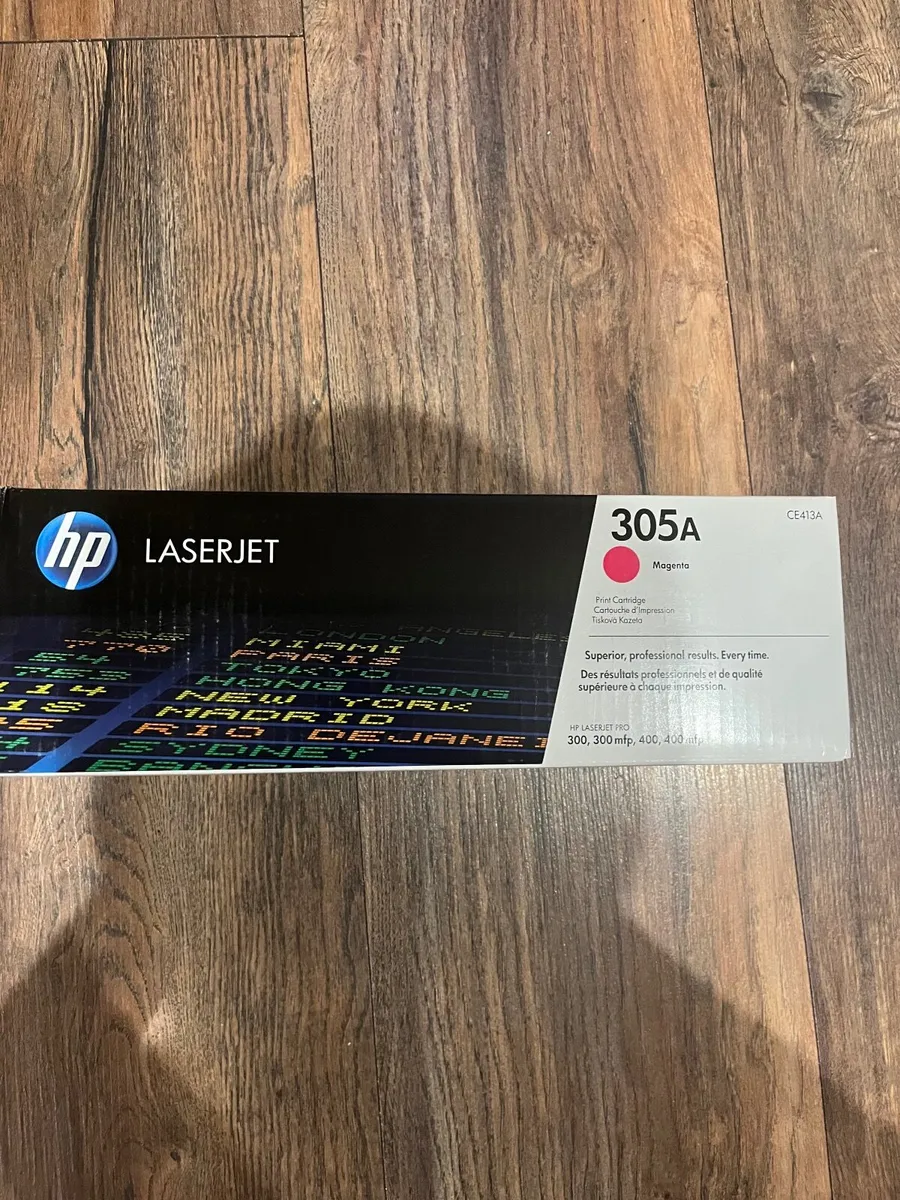 HP CE413A  Magenta Ink Toner - Image 1