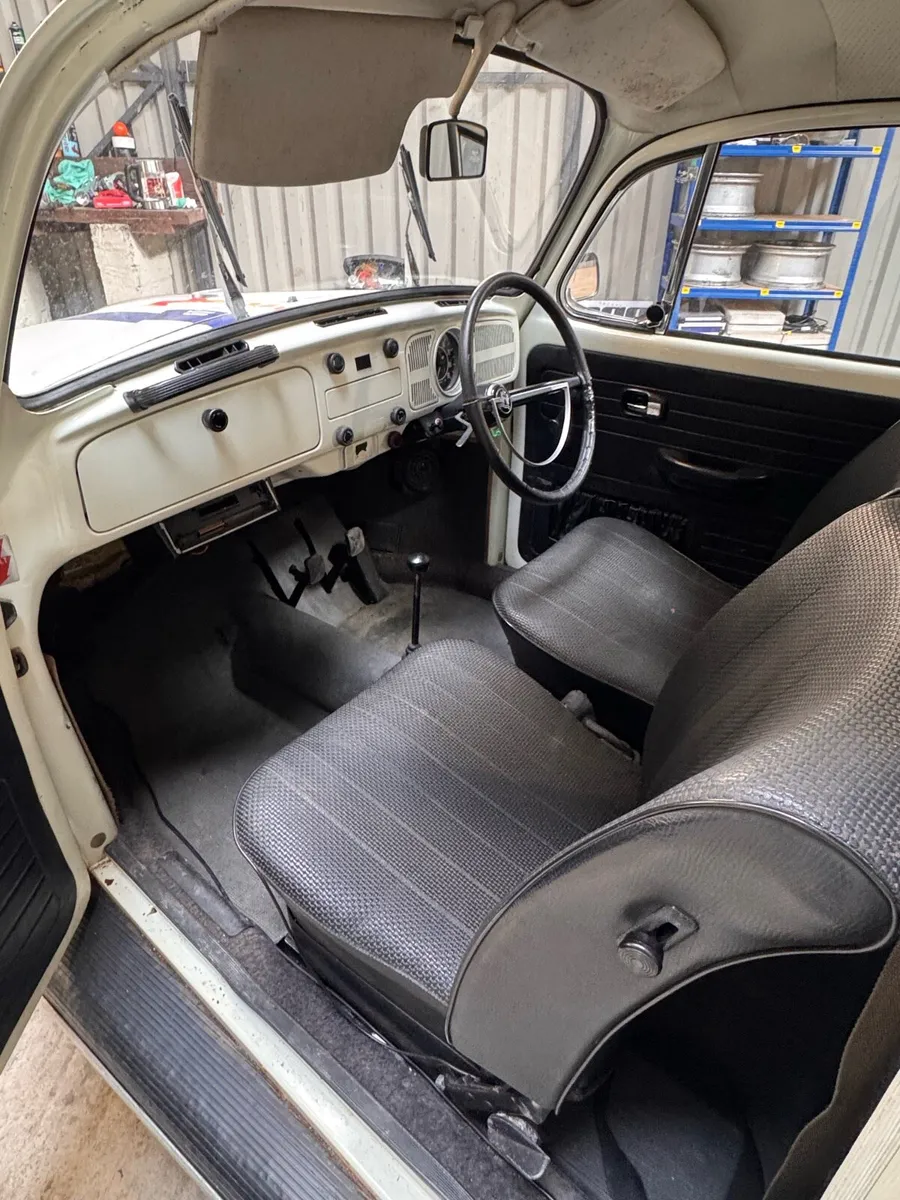 1970 Volkswagen beetle Herbie - Image 3