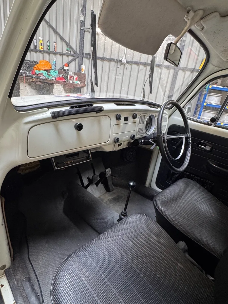 1970 Volkswagen beetle Herbie - Image 4