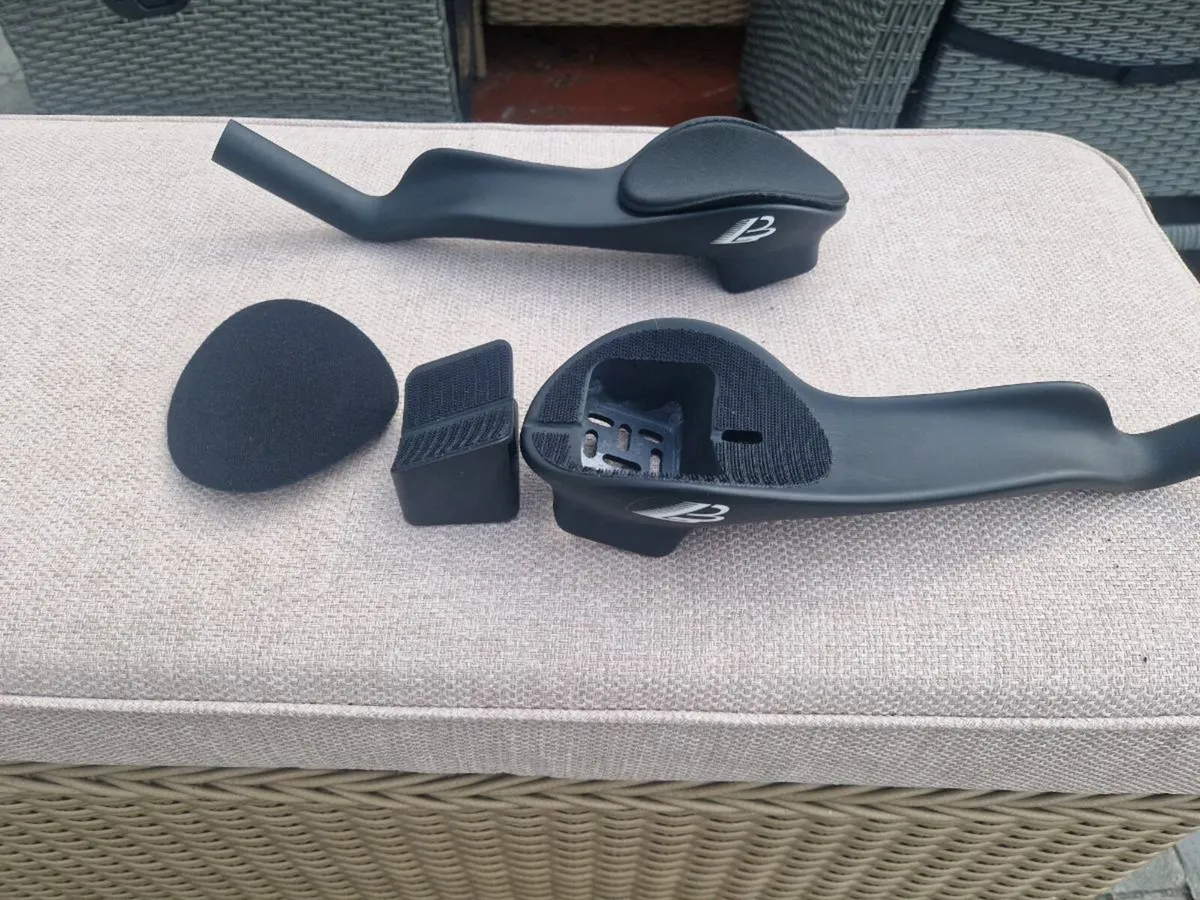 Carbon Fiber TT Aerobars / Triathlon Handleb - Image 3