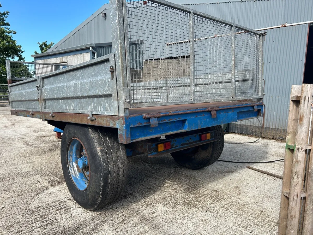 Tipping trailer - Image 3