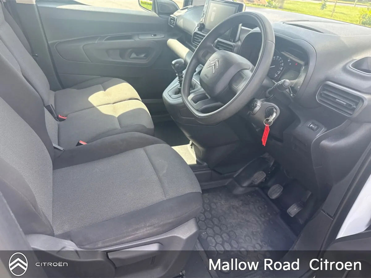 Citroen Berlingo LX BLUEHDI 100 MWB 65 650KG MY54 - Image 2