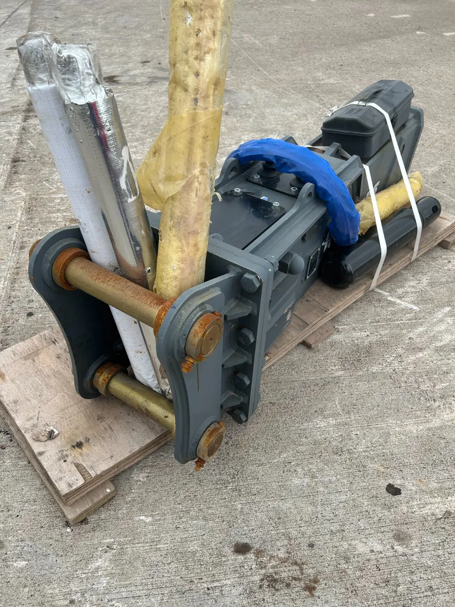New Heroe 75 Hydraulic Breaker (50mm Pins)) - Image 4