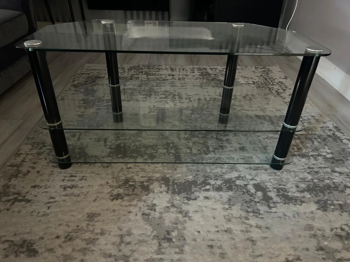 Tv stand - Image 1