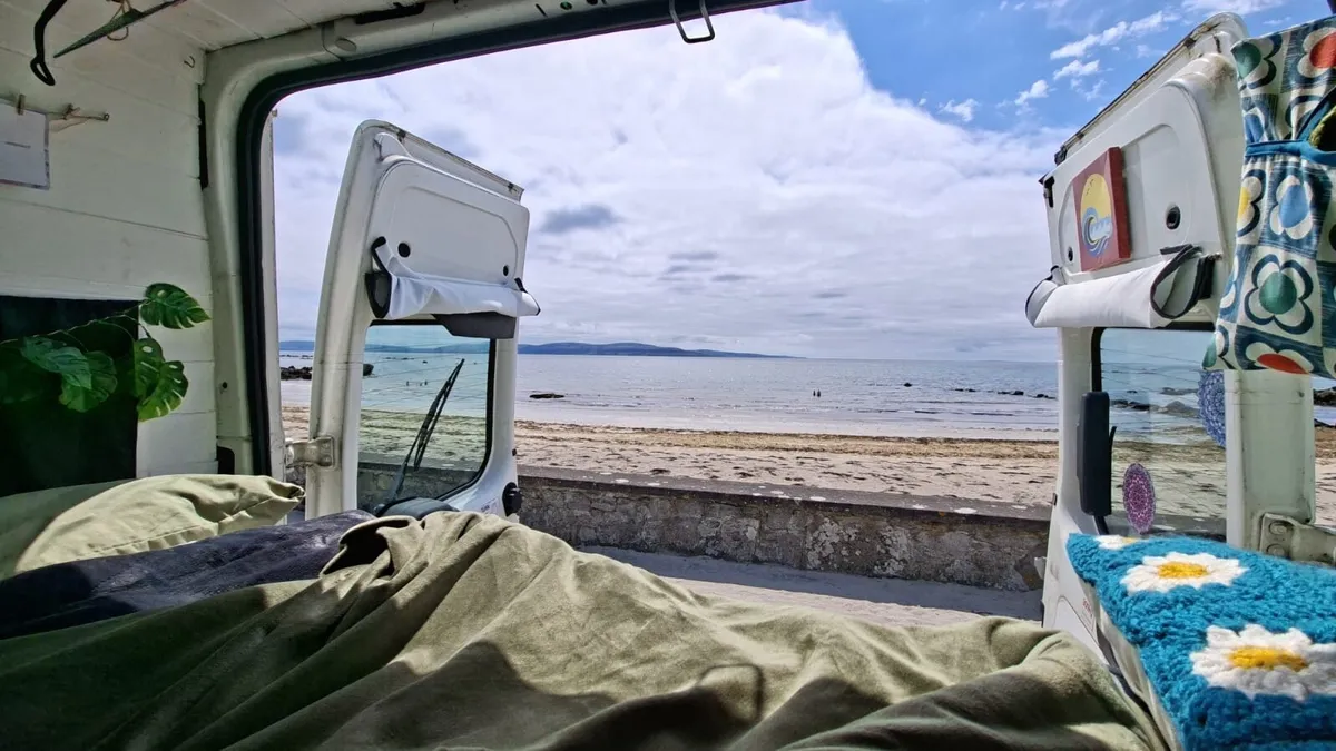 Campervan - Image 4