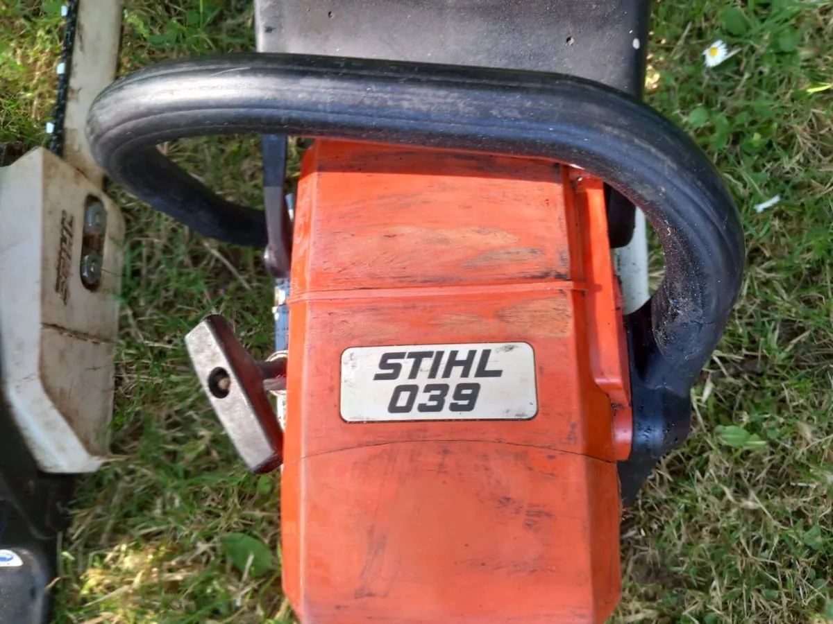 Stihl chainsaw - Image 1