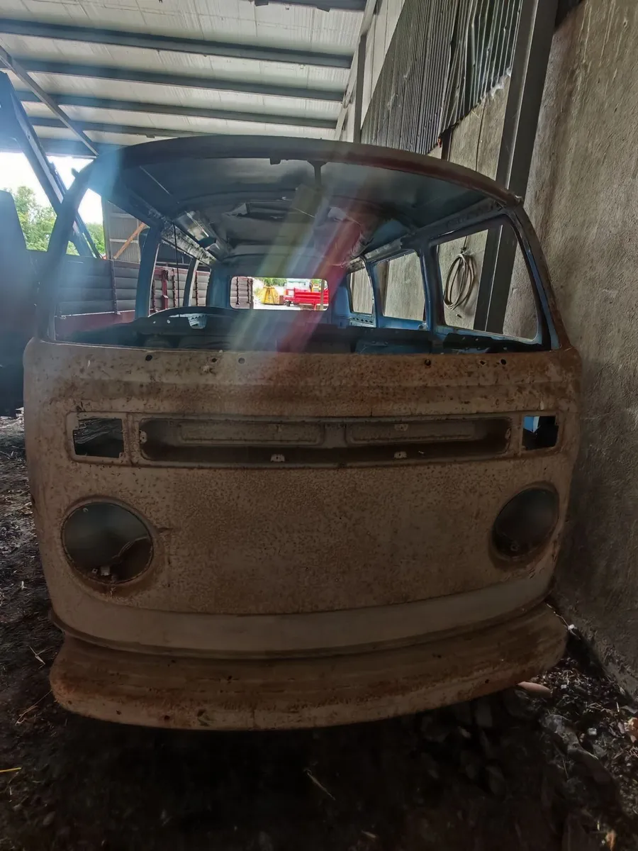 1976 VW Camper - Image 1