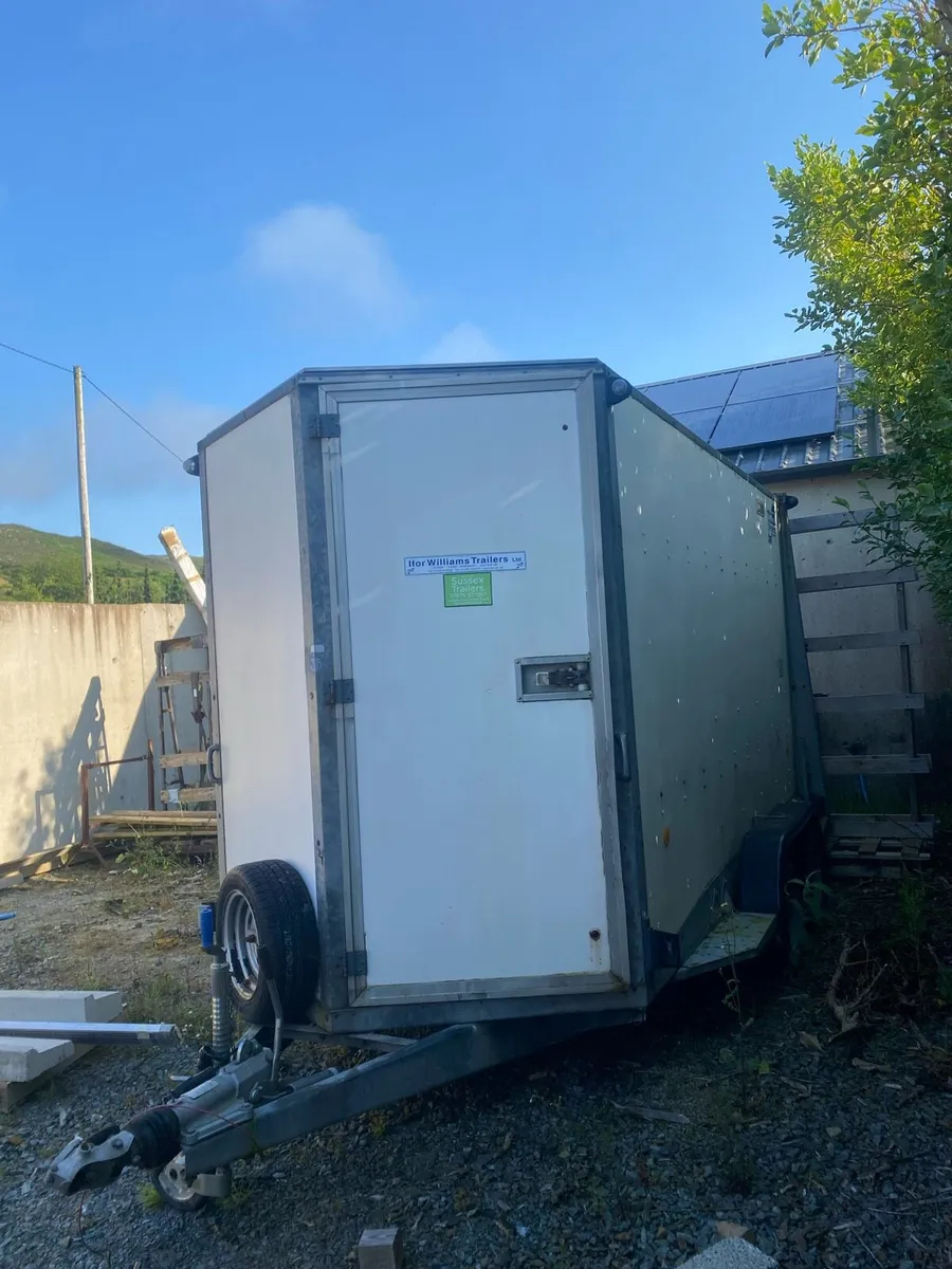 Ifor Williams box trailer - Image 1