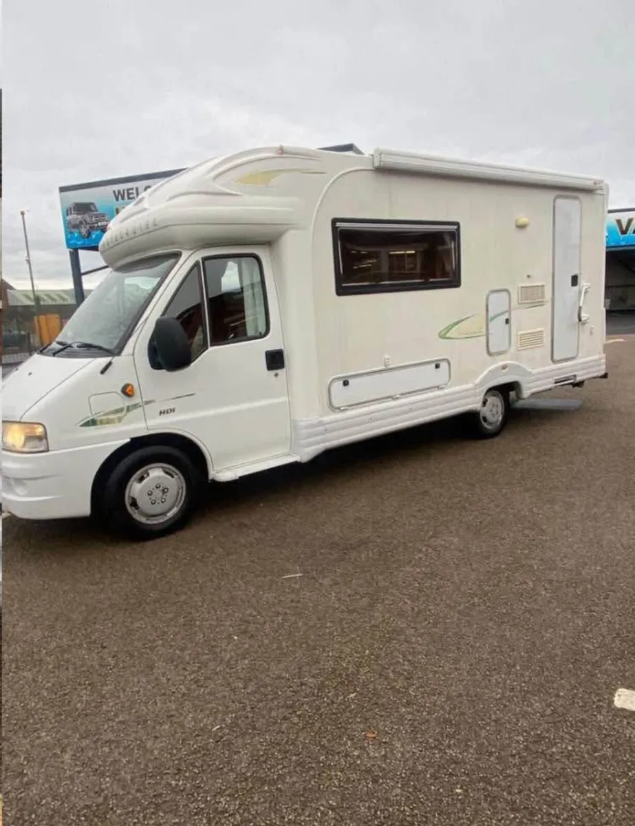 Peugeot boxer 2.8 TDI AUTOCRUISR 2 berth low line - Image 3