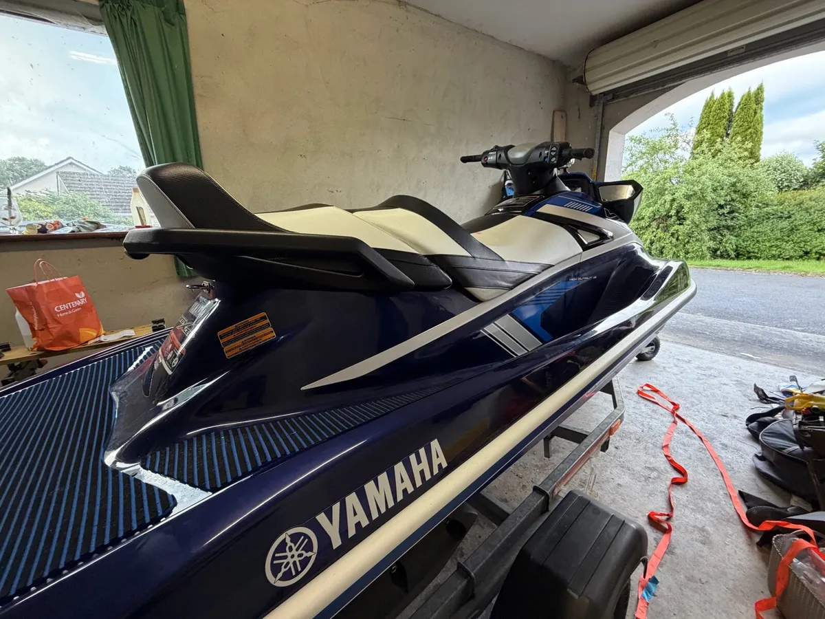 Yamaha VX HO Cruiser 1.8 JetSki Jet Ski - Image 1